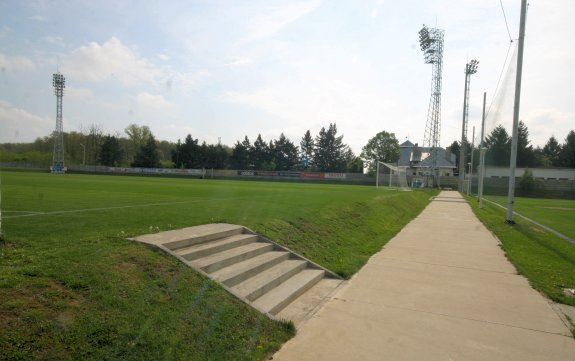 Stadionul Centrul National Academica de Futbol Mogoşoaia